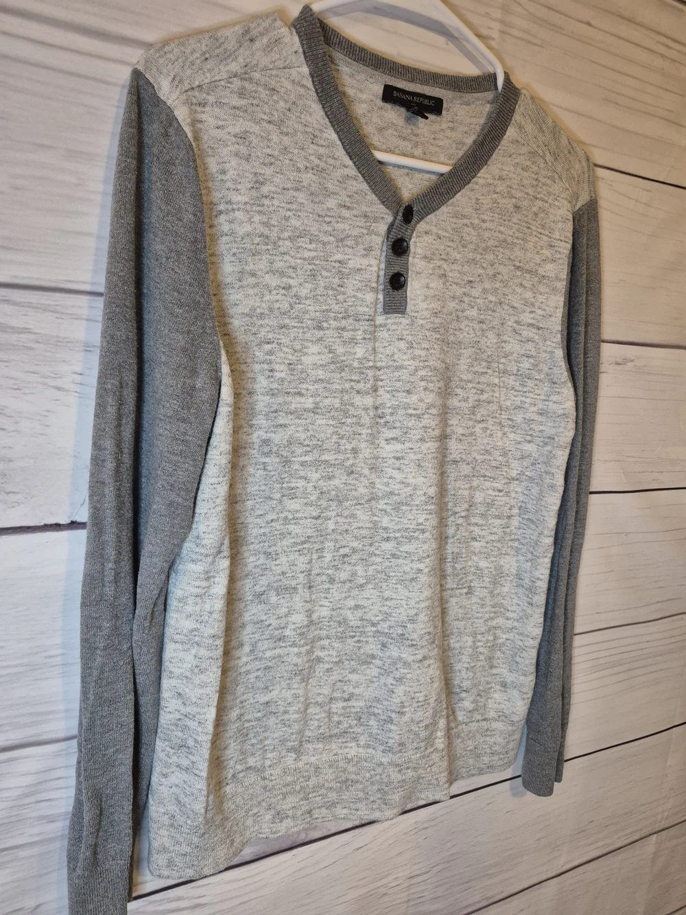Banana Republic Two-Tone Gray Crewneck Henley Sweater M